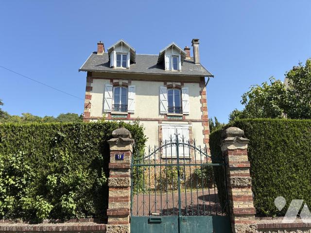 Maison 7 pièces 158 m² · à Meulan-en-Yvelines · 157,8 m² · 380 000 €
