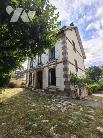 Maison 7 pièces 157 m² · à Meulan-en-Yvelines · 157 m² · 380 000 €