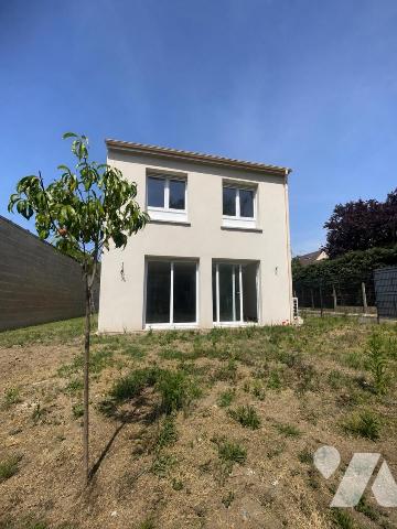 Maison 6 pièces 98 m² · à Pierrelaye · 97,8 m² · 360 000 €