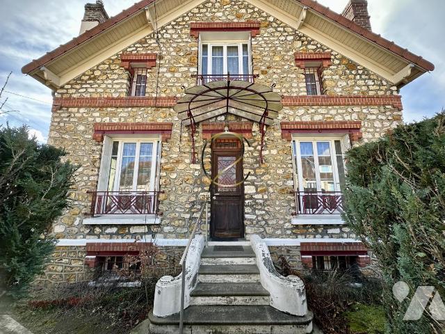 Maison 6 pièces 95 m² · à Saint-Leu-la-Forêt · 95 m² · 320 700 €