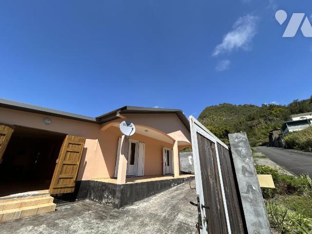 Maison 5 pièces 96 m² · à Salazie · 96 m² · 213 000 €