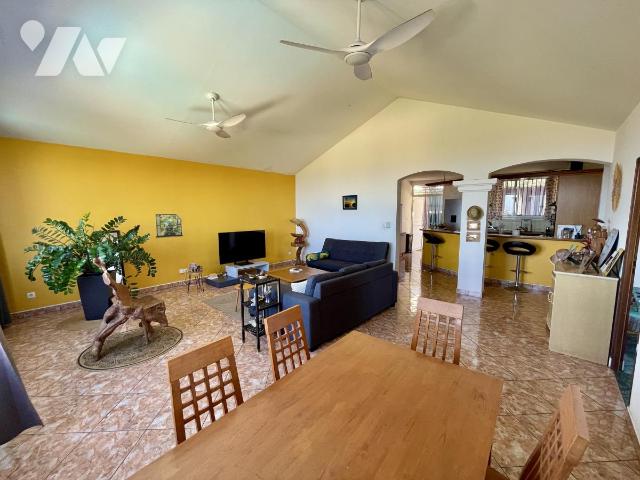Appartement 4 pièces 130 m² · à Saint-Paul · 130 m² · 320 000 €