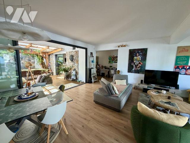 Maison 5 pièces 117 m² · à Saint-Denis · 117 m² · 720 000 €