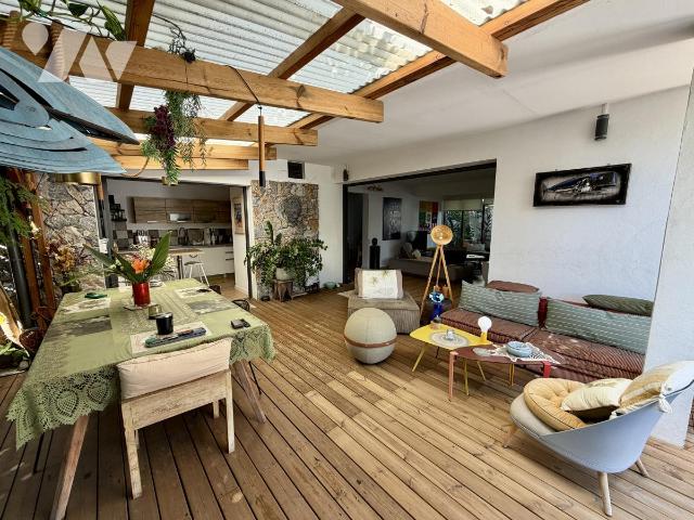 Maison 5 pièces 117 m² · à Saint-Denis · 117 m² · 750 000 €