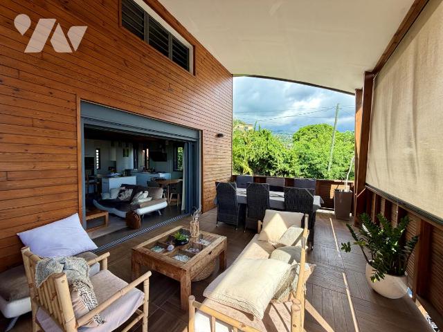 Appartement 5 pièces 107 m² · à Saint-Paul · 107 m² · 460 000 €