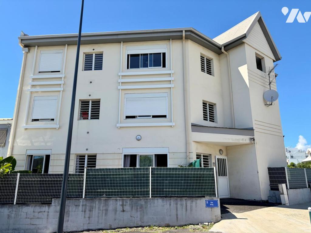 Immeuble 2 pièces 765 m² · à Saint-Denis · 765 m² · 1 400 000 €