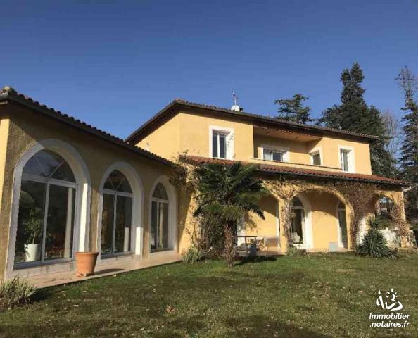 Vente - Maison - Saint-Galmier - 245.00m² - 8 pièces - Ref : 05/YON