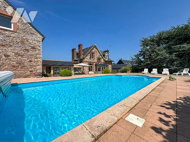 Maison 8 pièces 263 m² · à Erquy · 263 m² · 1 300 000 €