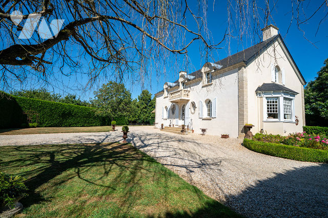Maison 8 pièces 227 m² · à Betton · 227 m² · 900 000 €