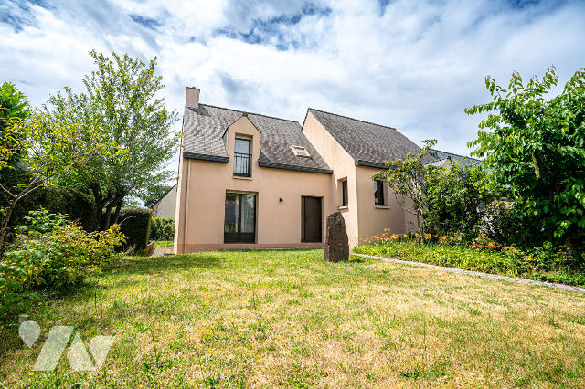 Maison 6 pièces 121 m² · à Chartres-de-Bretagne · 121 m² · 315 000 €