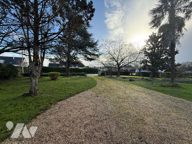 Terrain 606 m² · à Betton · 606 m² · 210 000 €