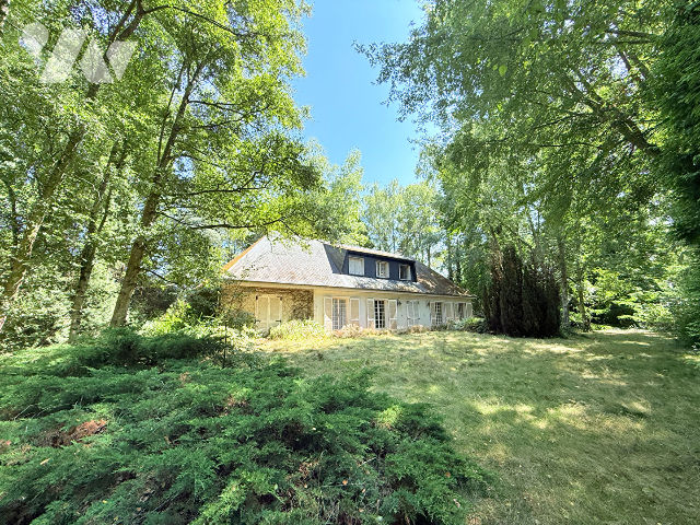 Maison 6 pièces 130 m² · à Betton · 130 m² · 563 500 €