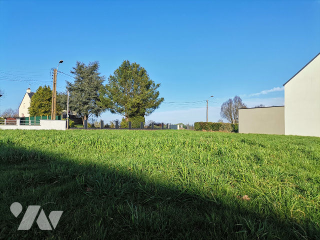 Terrain 700 m² · à Montfort-sur-Meu · 700 m² · 147 000 €