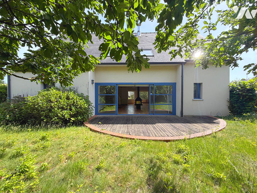 Maison 8 pièces 211 m² · à Cesson-Sévigné · 211 m² · 670 000 €