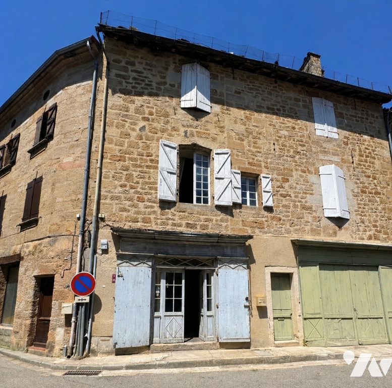 Maison 6 pièces 141 m² · à Lacapelle-Marival · 141 m² · 142 000 €