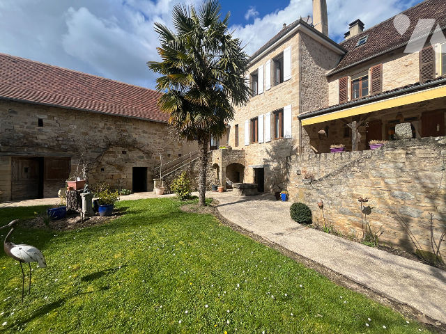 MAI 231m²