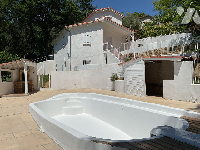 MAI 90m² — Camburat