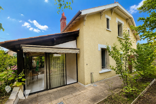Maison 7 pièces 158 m² · à Figeac · 158 m² · 255 000 €