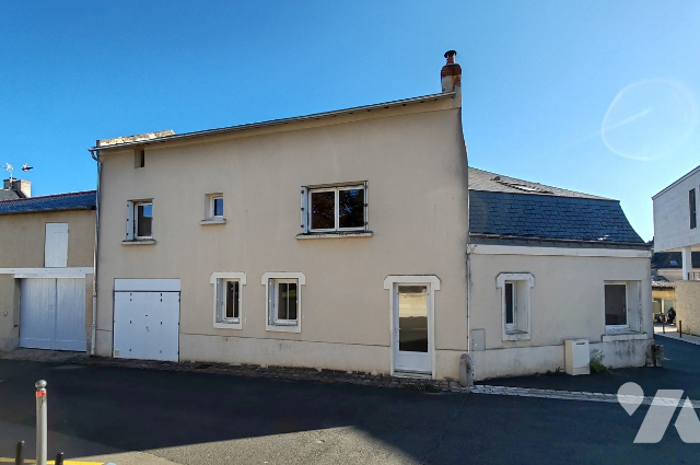 Vente - Maison / villa - DOUE LA FONTAINE - 96 m² - 5 pièces - 209