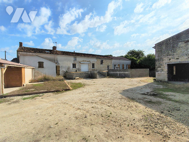 Vente - Maison / villa - DENEZE SOUS DOUE - 159 m² - 7 pièces - 241