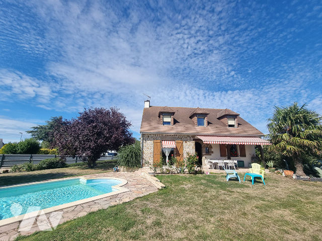 Maison 6 pièces 116 m² · à Dragey-Ronthon · 116 m² · 370 000 €