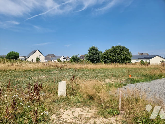 Terrain — Ducey-Les Chéris