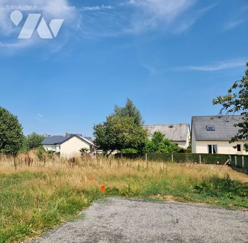 Terrain 596 m² · à Ducey-les Chéris · 596 m² · 53 505 €