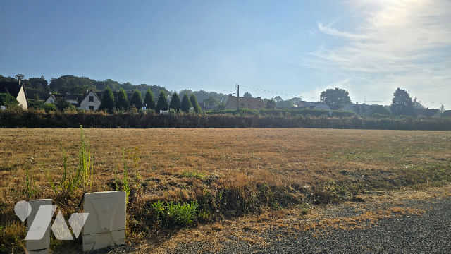 Terrain 562 m² · à Val-Saint-Père · 562 m² · 67 440 €