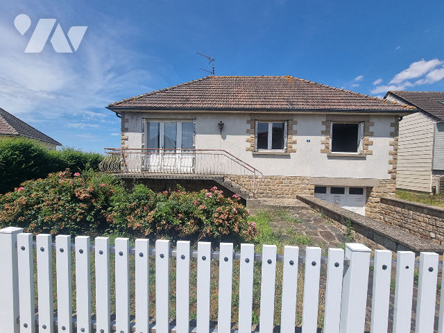 Maison 5 pièces 89 m² · à Ducey-les Chéris · 89 m² · 110 000 €