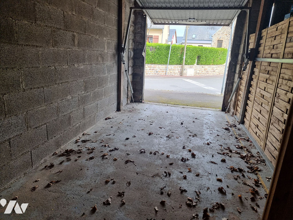 Parking Ducey-Les Chéris · 19 500 €