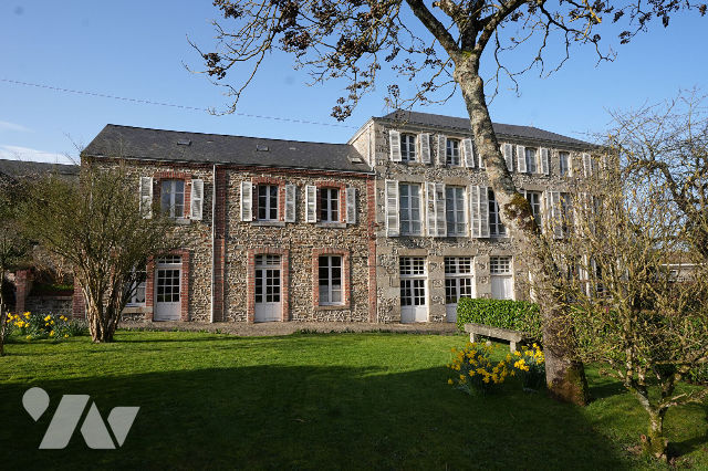 Maison 282m² — Mayenne