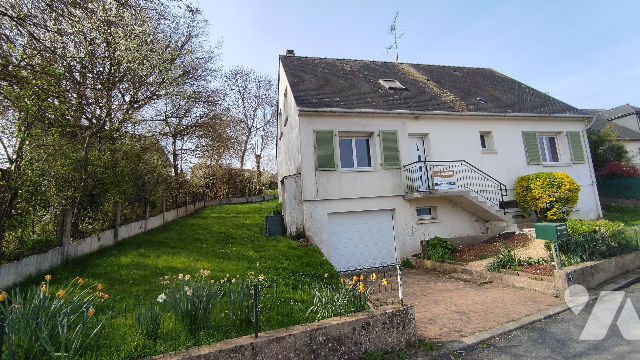 Maison 8 pièces 140 m² · à Laval · 140 m² · 215 000 €