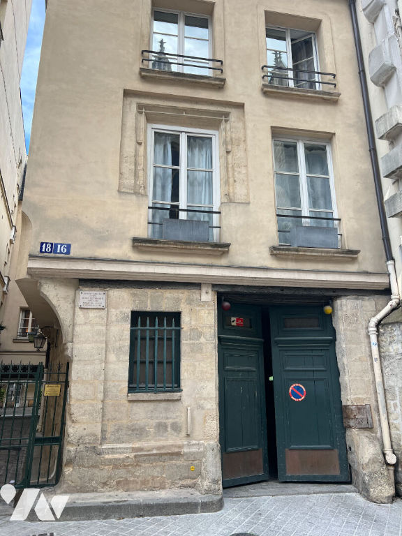 Parking Paris 4e Arrondissement · 75 000 €