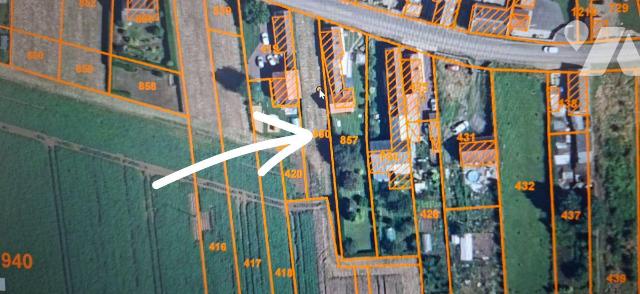 Terrain — Mesbrecourt-Richecourt