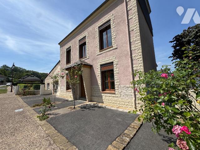 Maison 5 pièces 127 m² · à Donchery · 127 m² · 170 000 €