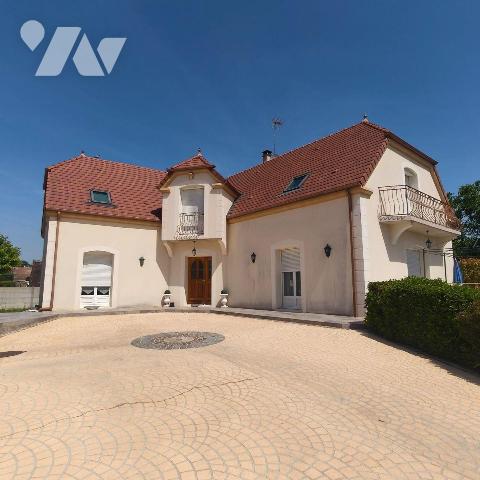 Maison 7 pièces 230 m² · à Troyes · 230 m² · 480 000 €