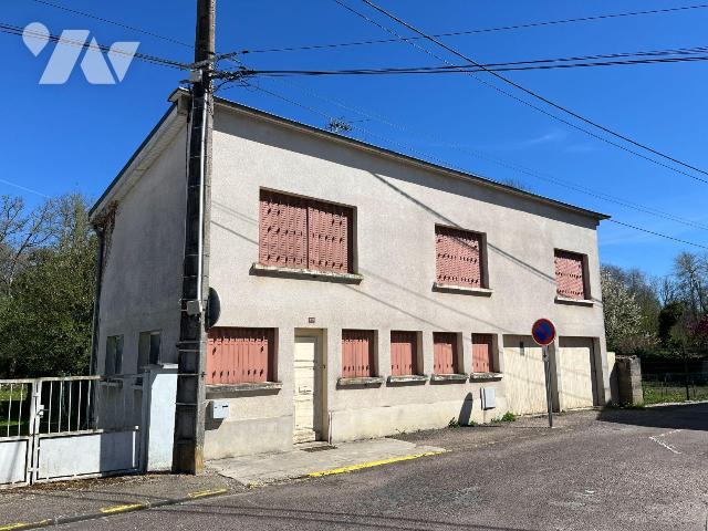 Maison 4 pièces 110 m² · à Bar-sur-Seine · 110 m² · 50 000 €