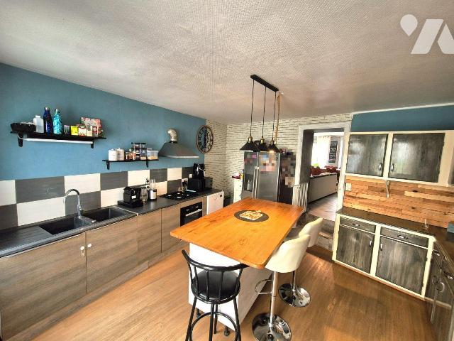 Maison 9 pièces 179 m² · à Essoyes · 179 m² · 118 000 €