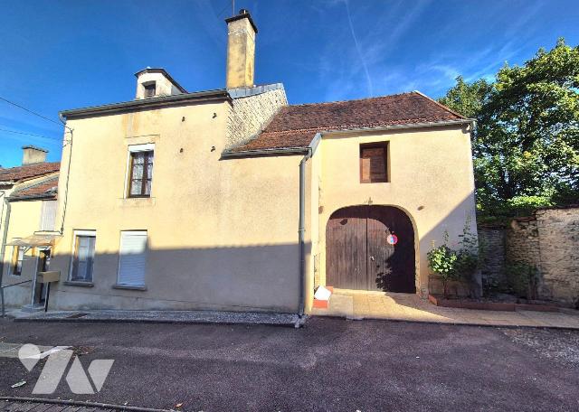 Maison 4 pièces 85 m² · à Loches-sur-Ource · 85 m² · 79 812 €