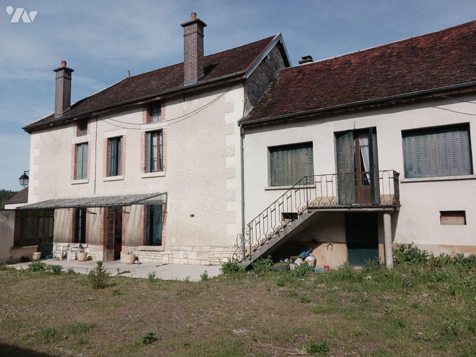 Maison 6 pièces 185 m² · à Gyé-sur-Seine · 185 m² · 110 000 €