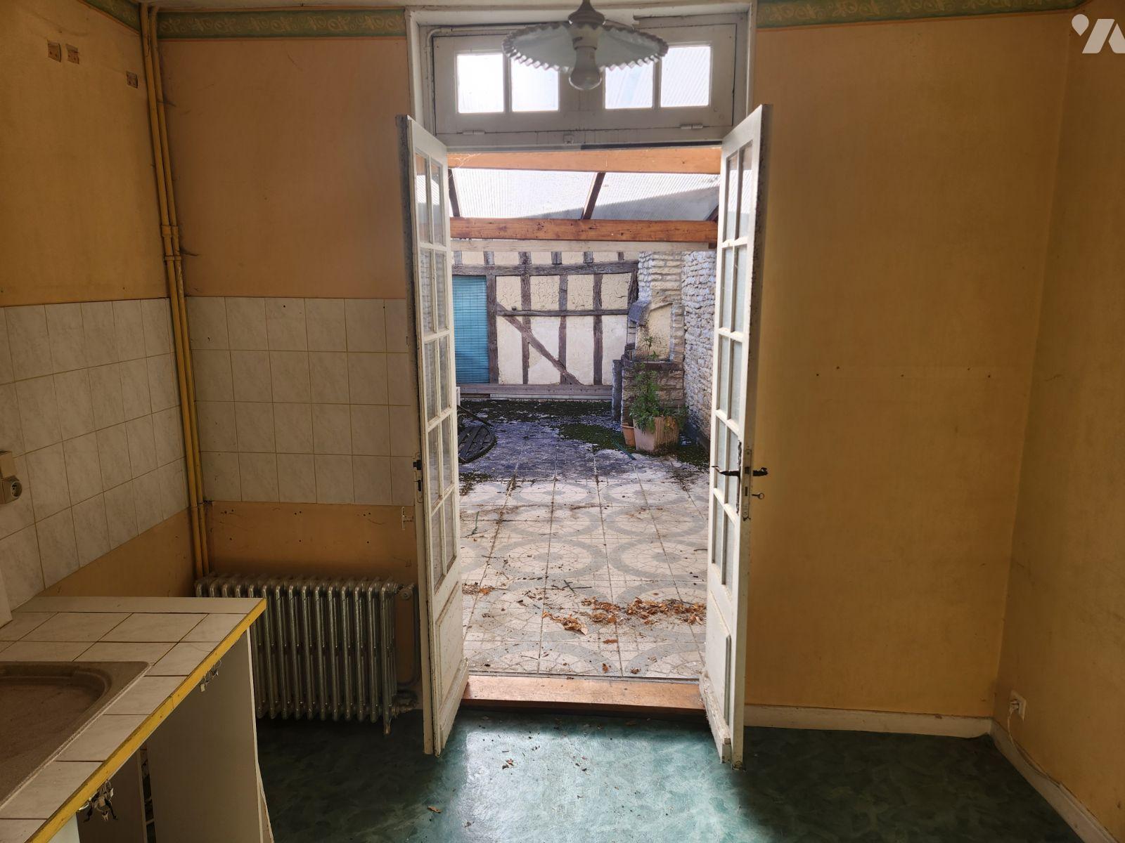 VENTE immeuble-BAR SUR AUBE (10)