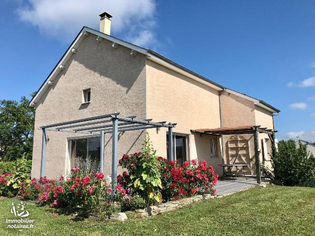 Vente - Maison - Sauveterre-de-Rouergue - 140.0m² - 6 pièces - Ref : LJ933