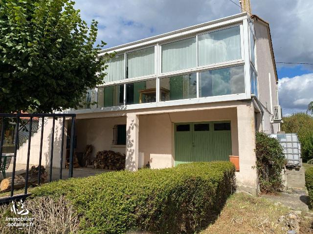 Vente - Maison - Roquefort-sur-Soulzon - 82.0m² - 6 pièces - Ref : 10443/182
