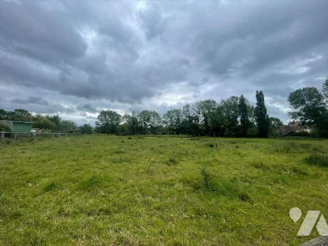 Terrain 1900 m² · à Pertheville-Ners · 1 900 m² · 40 000 €