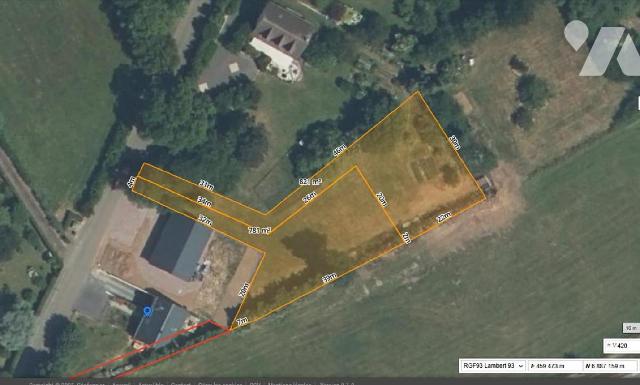 Terrain 781 m² · à Gouvix · 781 m² · 80 000 €