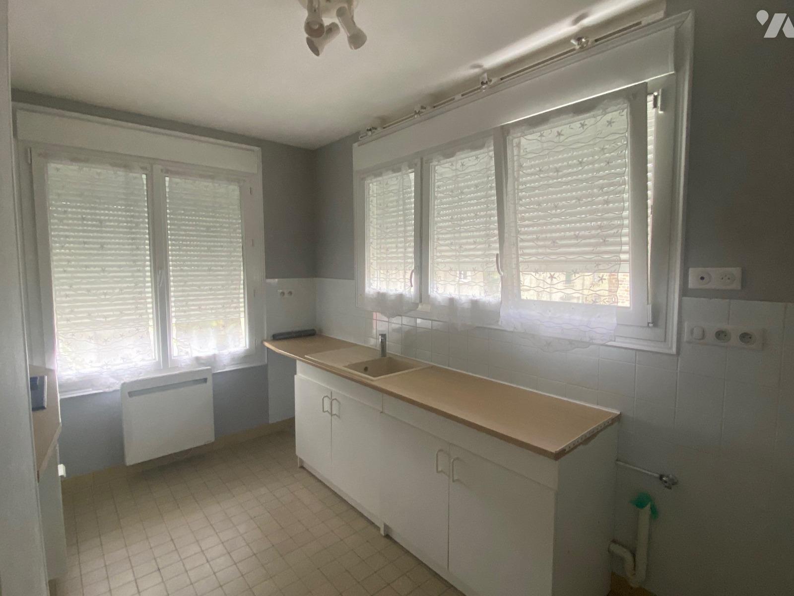 LOCATION appartement-CONDE SUR NOIREAU (14)