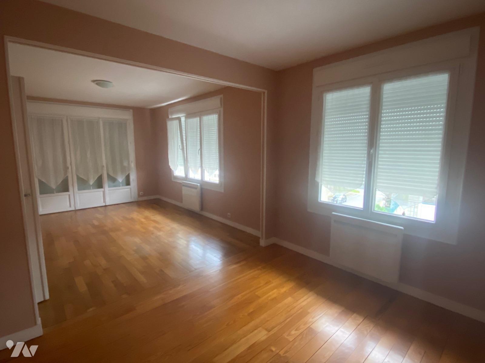 LOCATION appartement-CONDE SUR NOIREAU (14)