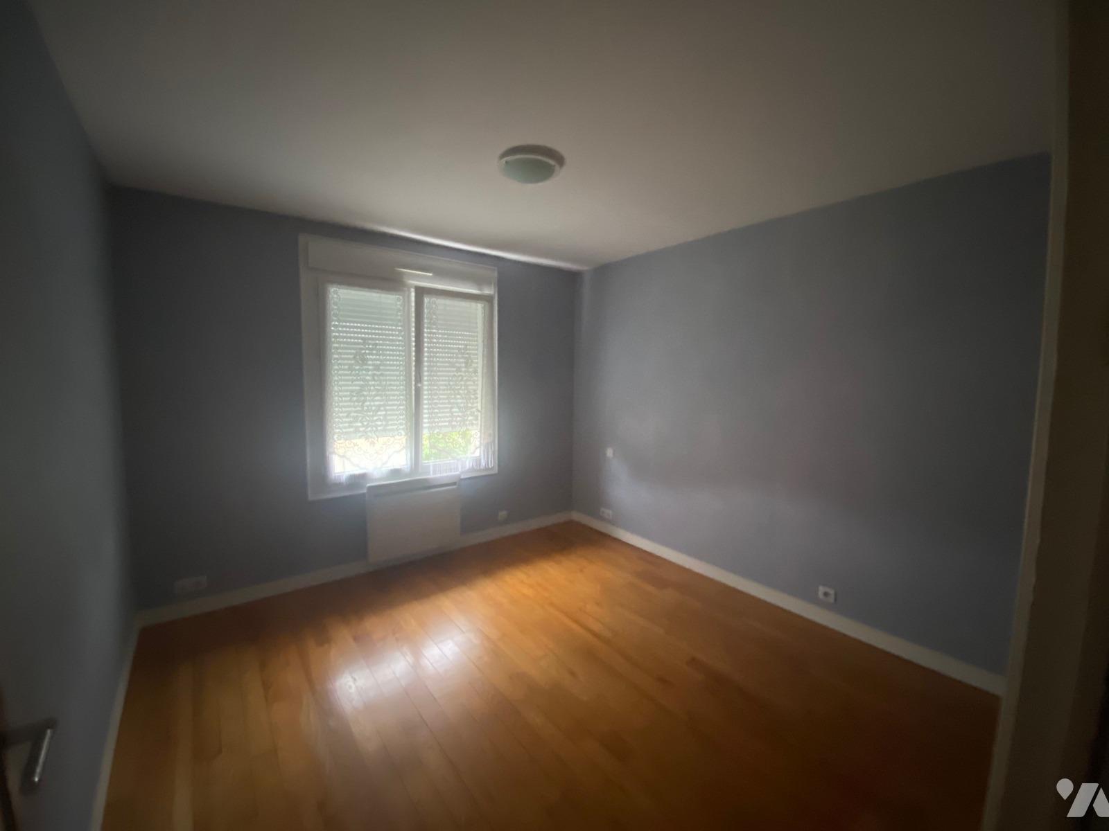 LOCATION appartement-CONDE SUR NOIREAU (14)