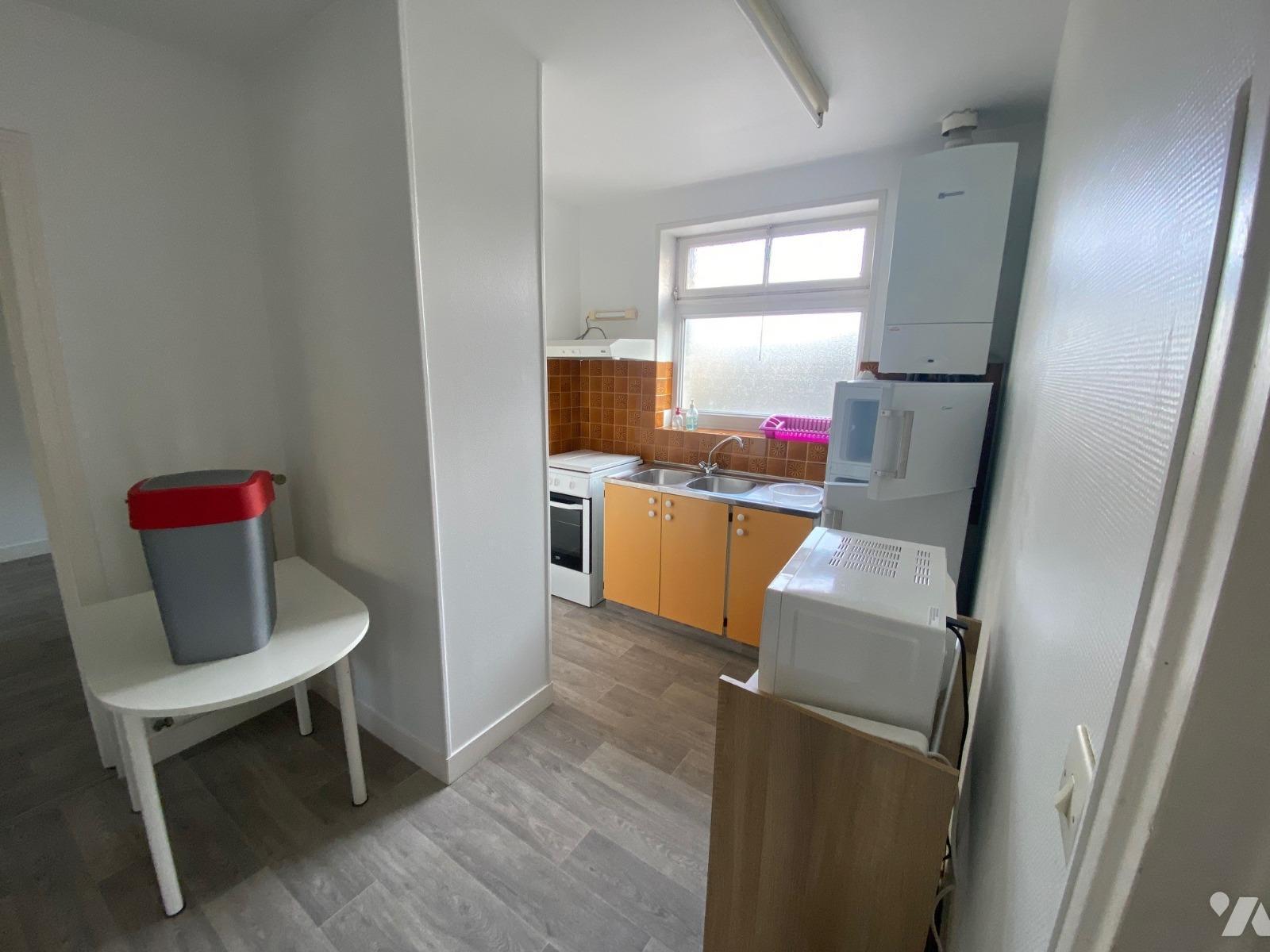 LOCATION appartement-CONDE SUR NOIREAU (14)