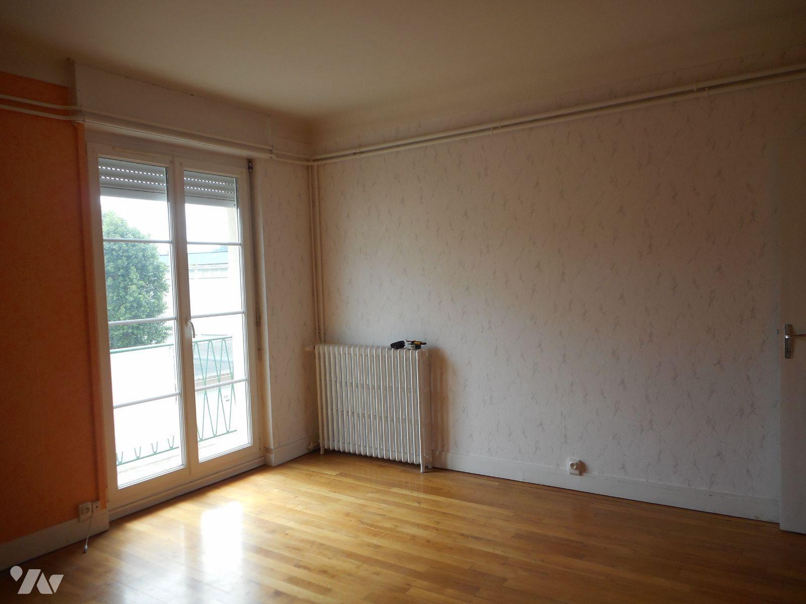 LOCATION appartement-CONDE SUR NOIREAU (14)